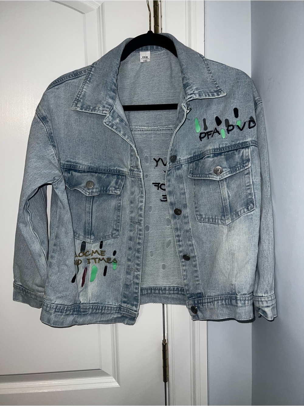 Vintage Light Wash Painted&embroidered Denim Jacket with Green & Black Accents